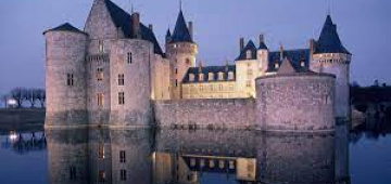 chateau sully sur loire patrimoine loiret